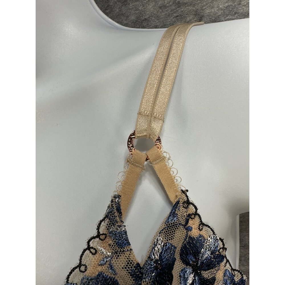 Sofia Intimates Embroidered Lace Bralette Size S - Picture 2 of 7